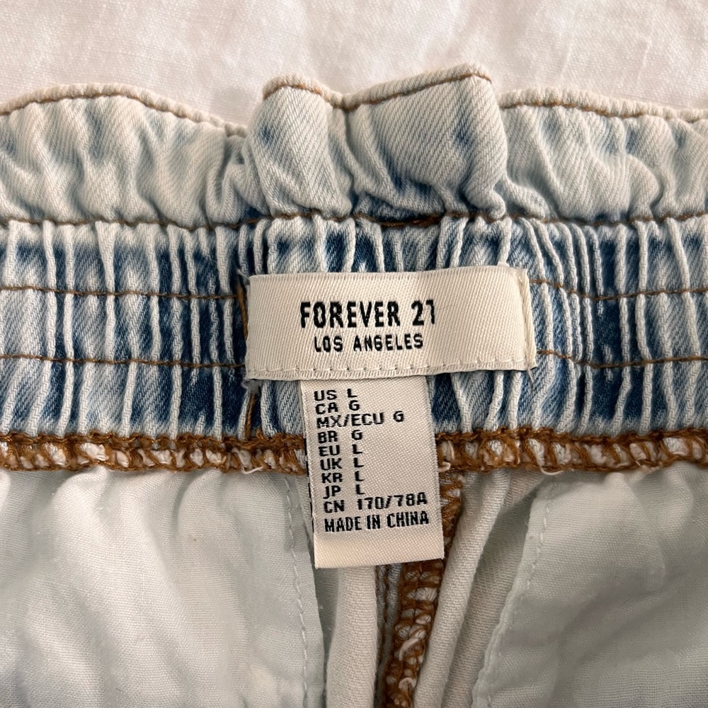Forever 21 tie waist shorts size L - Picture 3 of 3